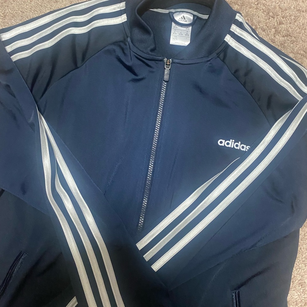 Classic ladies adidas jacket dark blue open to offers, never worn without tags